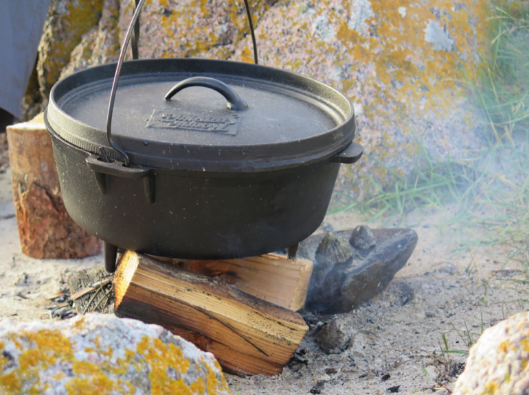 Cooking pot